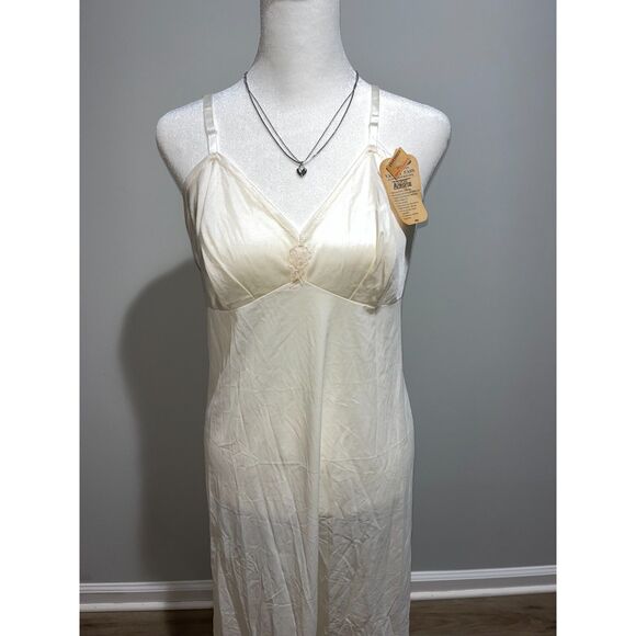 Vtg 90's Vanity Fair Cream Slip Dress Deadstock NWT Made in USA - Picture 2 of 4
